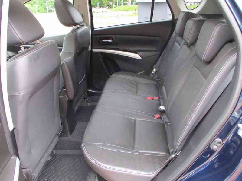 Suzuki SX4 S-Cross 4x4 Comfort+ 1,4i benzín 103kw - foto 5