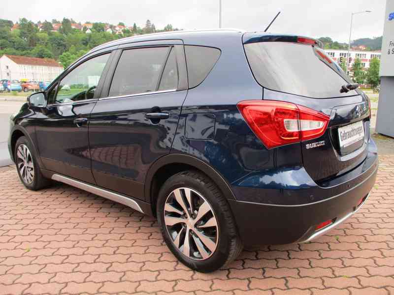 Suzuki SX4 S-Cross 4x4 Comfort+ 1,4i benzín 103kw - foto 3