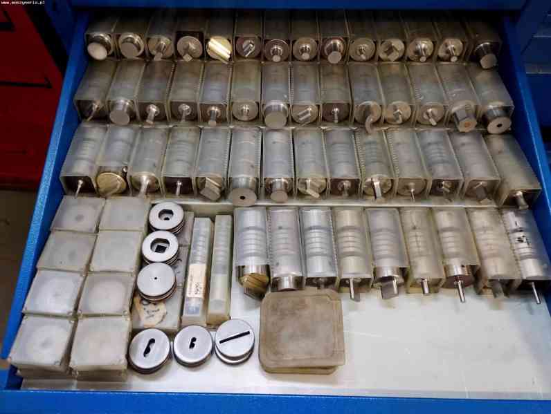 Revolverový vysekávací lis FINN-POWER X5 - foto 6