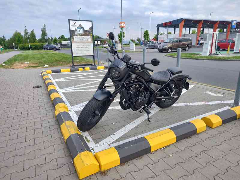 Honda Rebel Special Edition – stav nové motorky - 200 km naj - foto 12