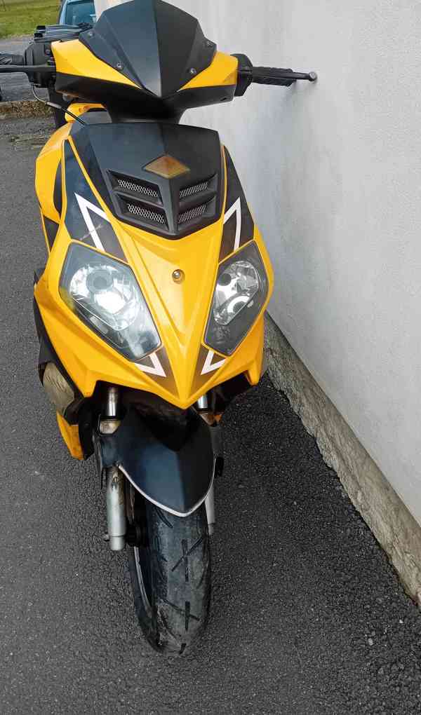 Prodám na díly Motocykl-Skútr RHON 49.0 3,3kW,2010 - foto 3