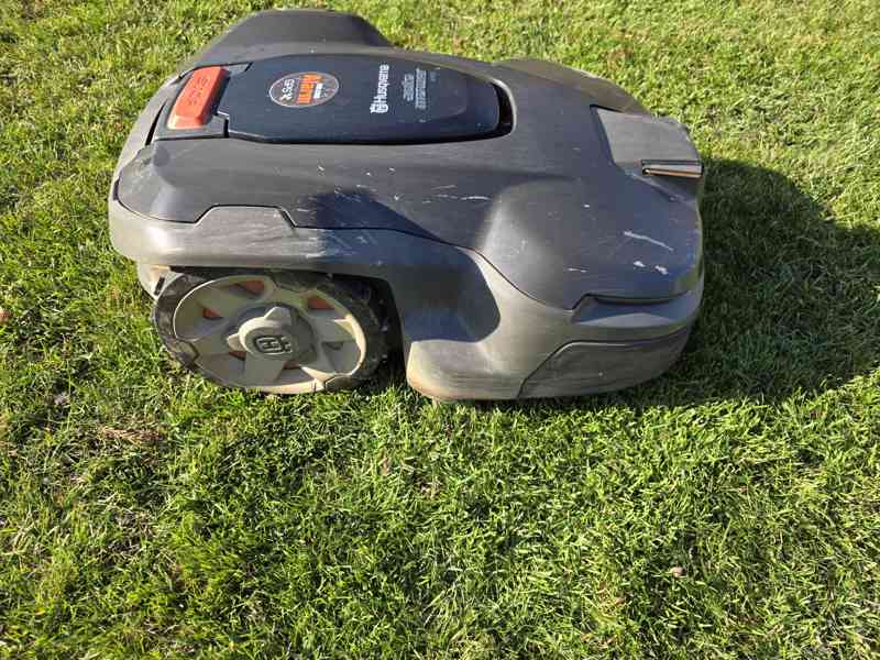 Robotická sekačka HUSQVARNA AUTOMOWER 415X - foto 4