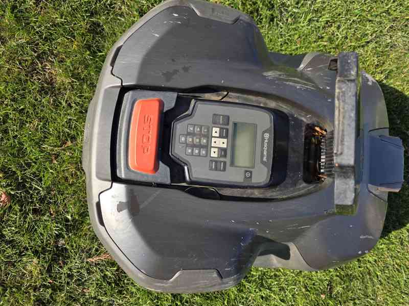 Robotická sekačka HUSQVARNA AUTOMOWER 415X - foto 5