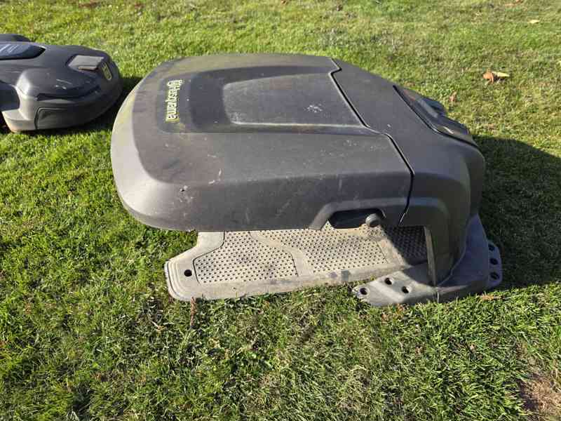 Robotická sekačka HUSQVARNA AUTOMOWER 415X - foto 8