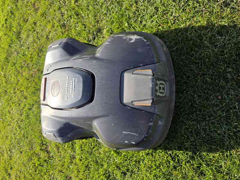 Robotická sekačka HUSQVARNA AUTOMOWER 415X - foto 2