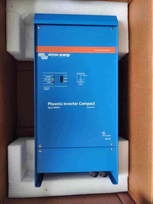 Victron Energy Phoenix 24/2000 - foto 1