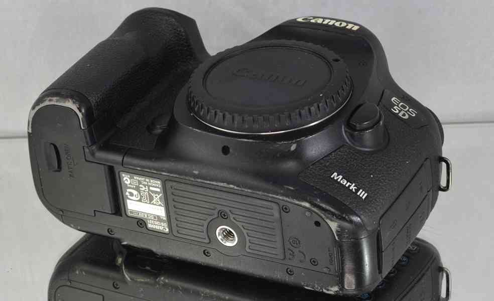 Canon EOS 5D Mark III *full-frame DSLR*101000 Exp - foto 5