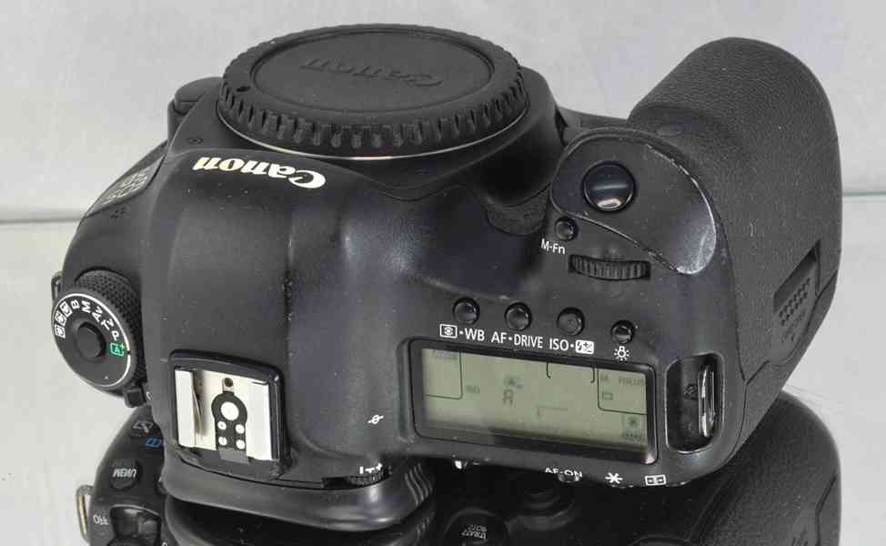 Canon EOS 5D Mark III *full-frame DSLR*101000 Exp - foto 4