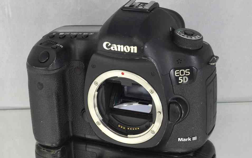 Canon EOS 5D Mark III *full-frame DSLR*101000 Exp - foto 3
