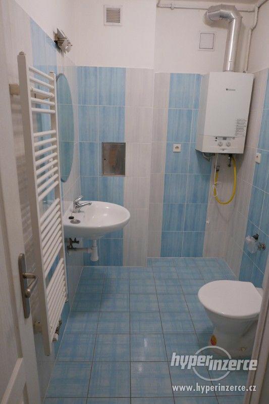 Pronajmu byt 1+1 Praha 5 - Smíchov Grafická ul. - foto 3