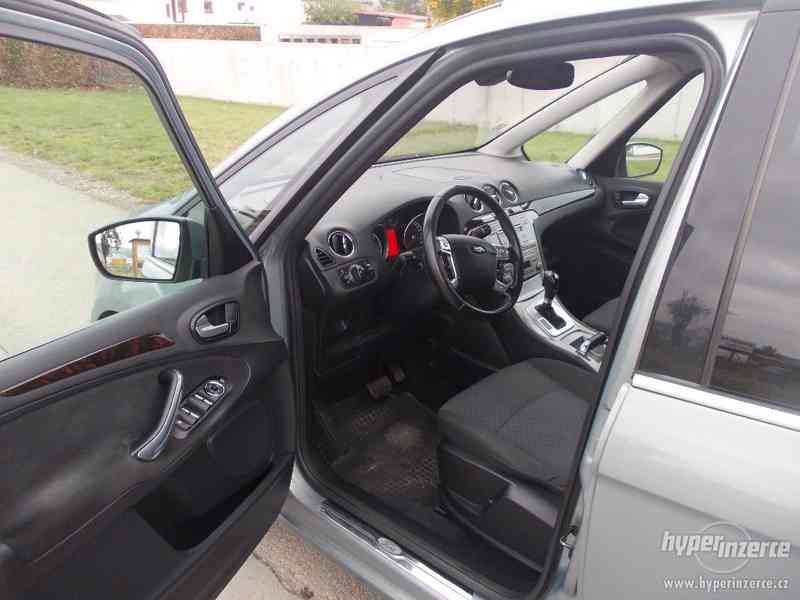 Ford Galaxy 2.0TDCi - 103kW, 7 míst, GHIA - foto 7