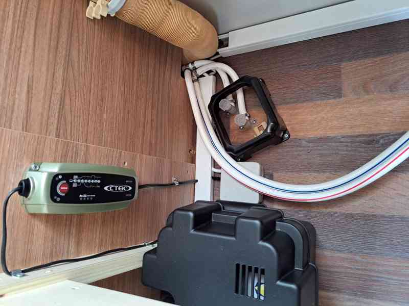 Karavan, Weinsberg CarOne 550 QDK - foto 17