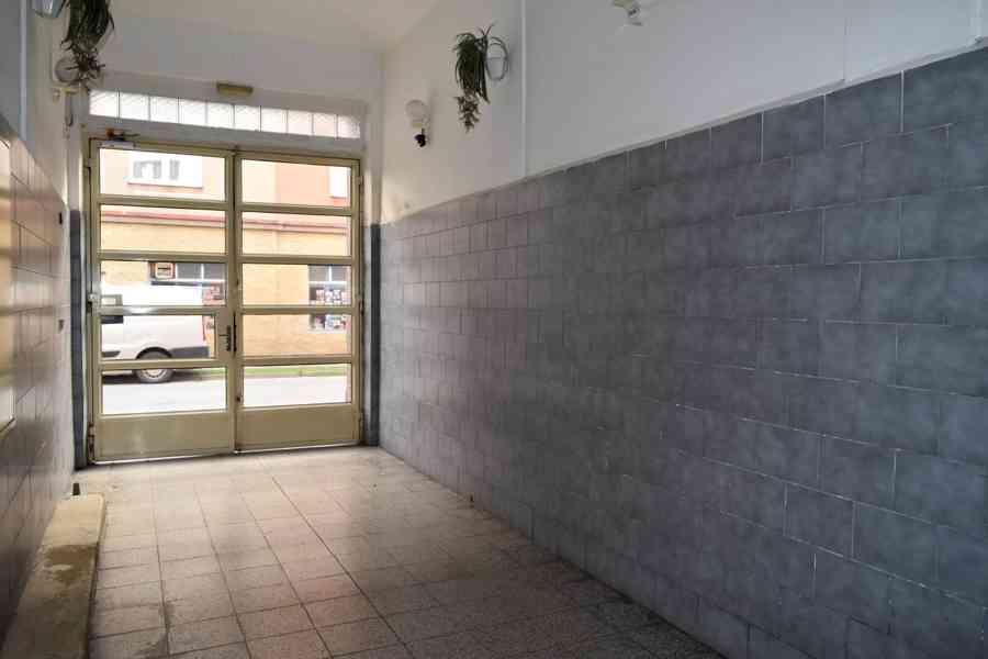 Hronov - prodej bytu 4+kk s prostornou terasou - foto 17