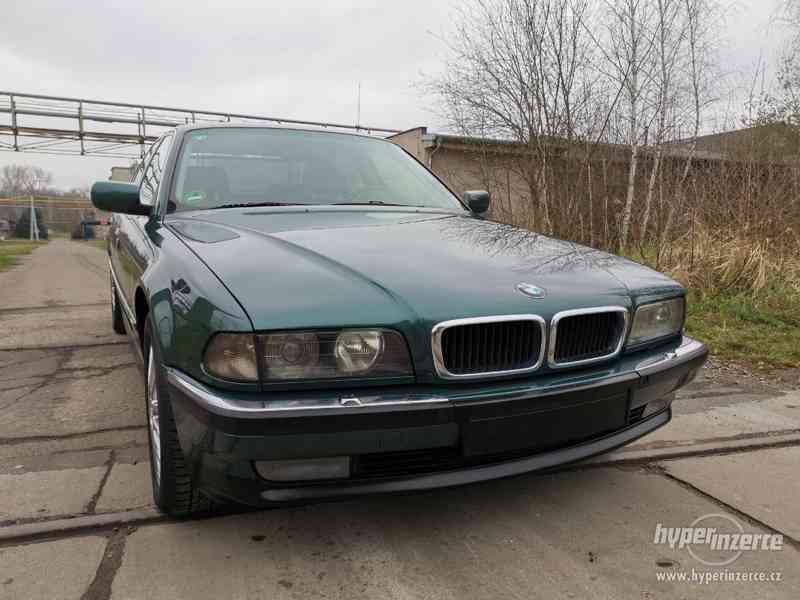 BMW E38 740i 210KW limuzína automat,rok 1996 nádherný stav - foto 3