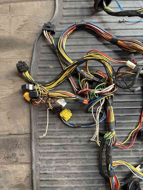 Elektroinstalace FAVORIT karburátor 93/94 - foto 8