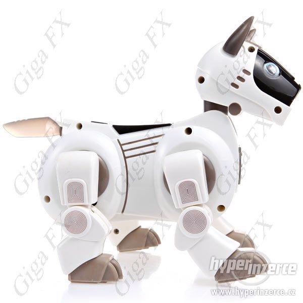 Robotický pes na dálkové ovládání - foto 3