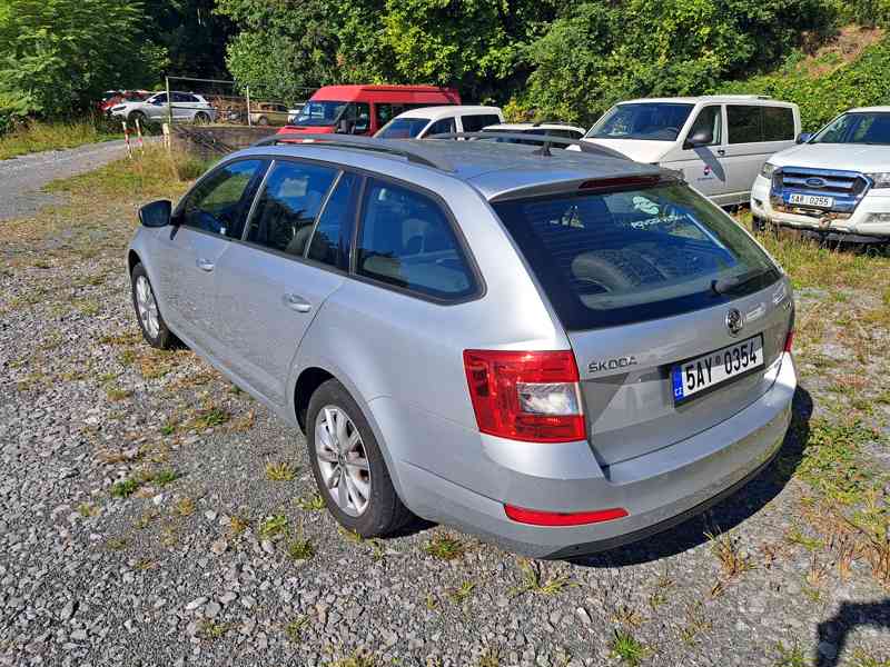 Škoda Octavia kombi 2.0 4x4 - foto 4
