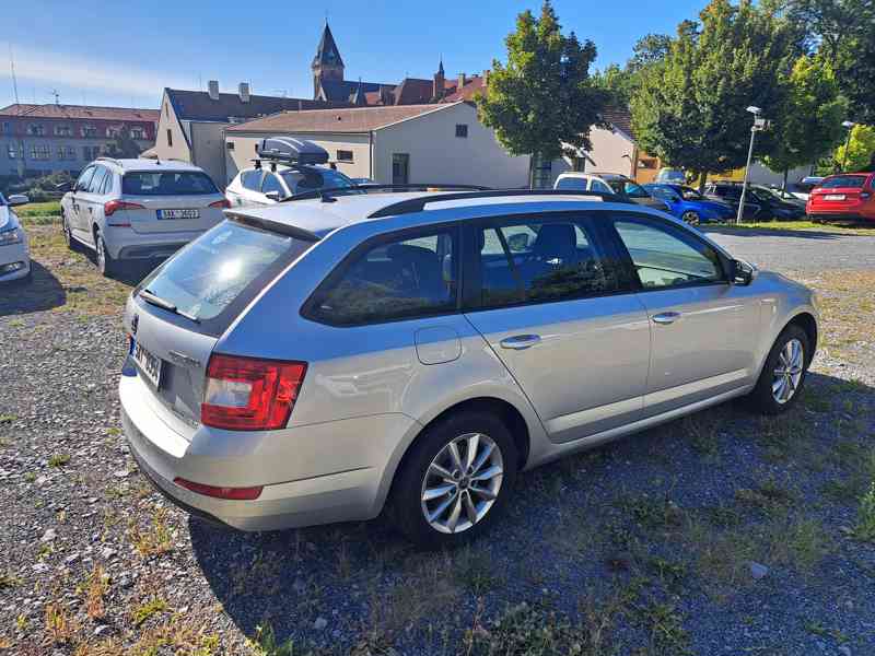 Škoda Octavia kombi 2.0 4x4 - foto 3