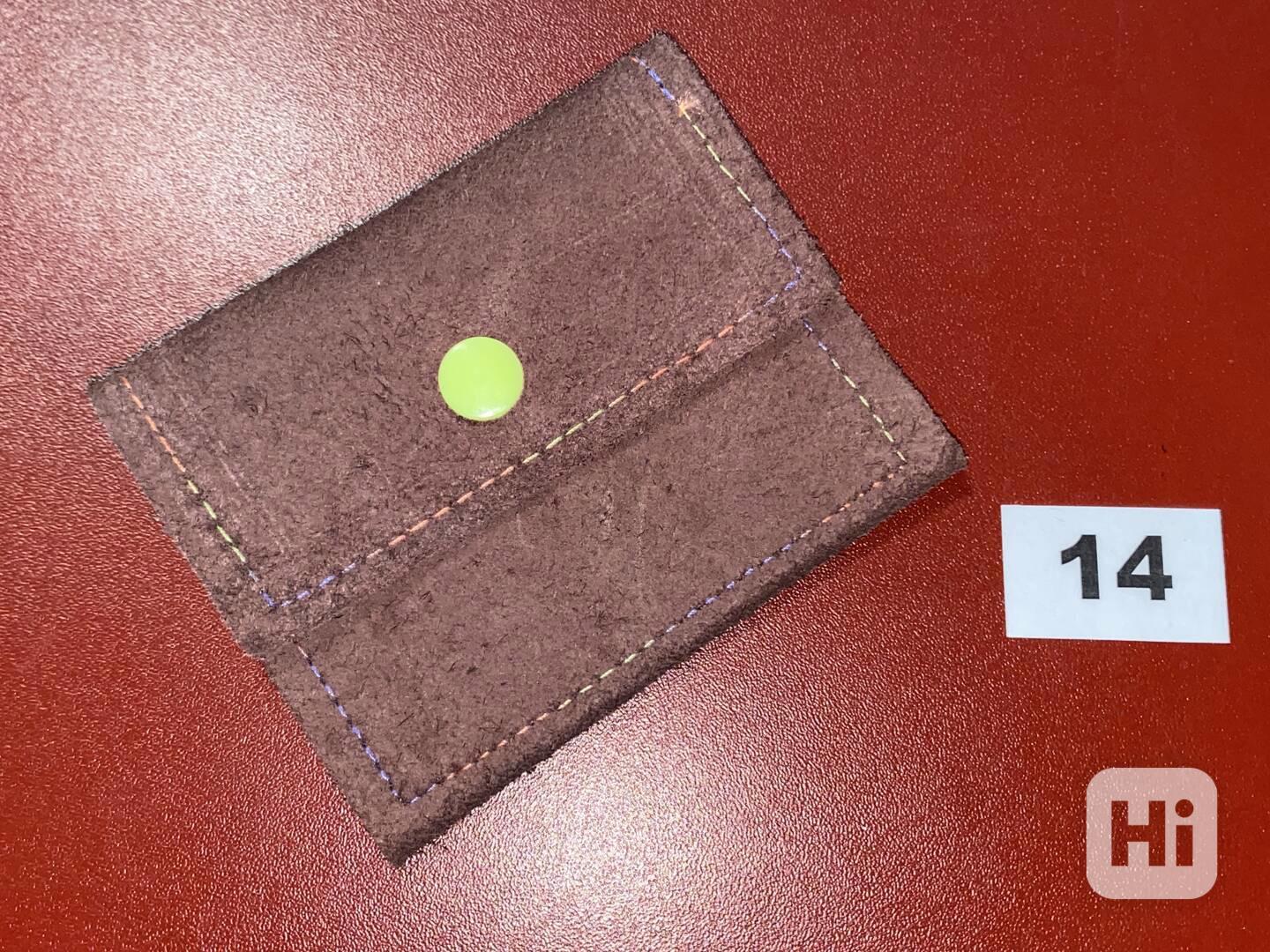 Kožená peněženka/klíčenka na peníze, karty - ruzné - foto 1
