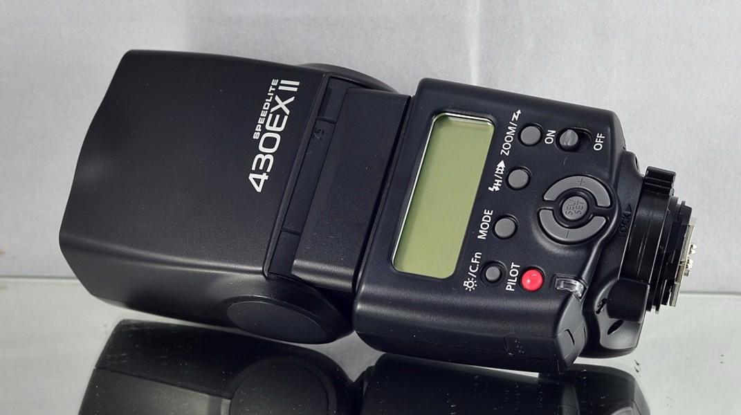 Canon Speedlite 430 EX II Blesk*E-TTL II*GN:43* - foto 7
