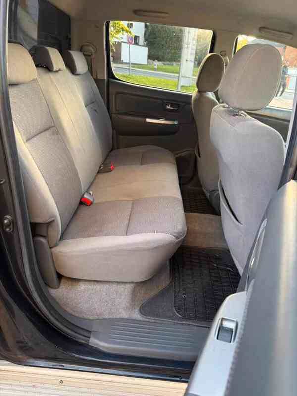 Toyota Hilux3.0 D-4D Aut. 126kw - foto 4