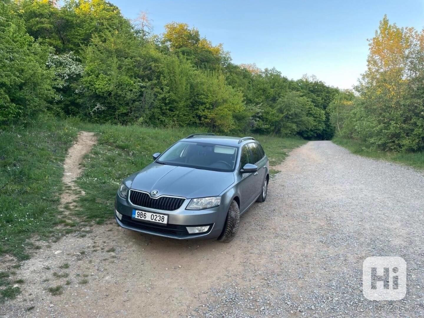Škoda Octavia 2,0   3. 2014 - foto 1