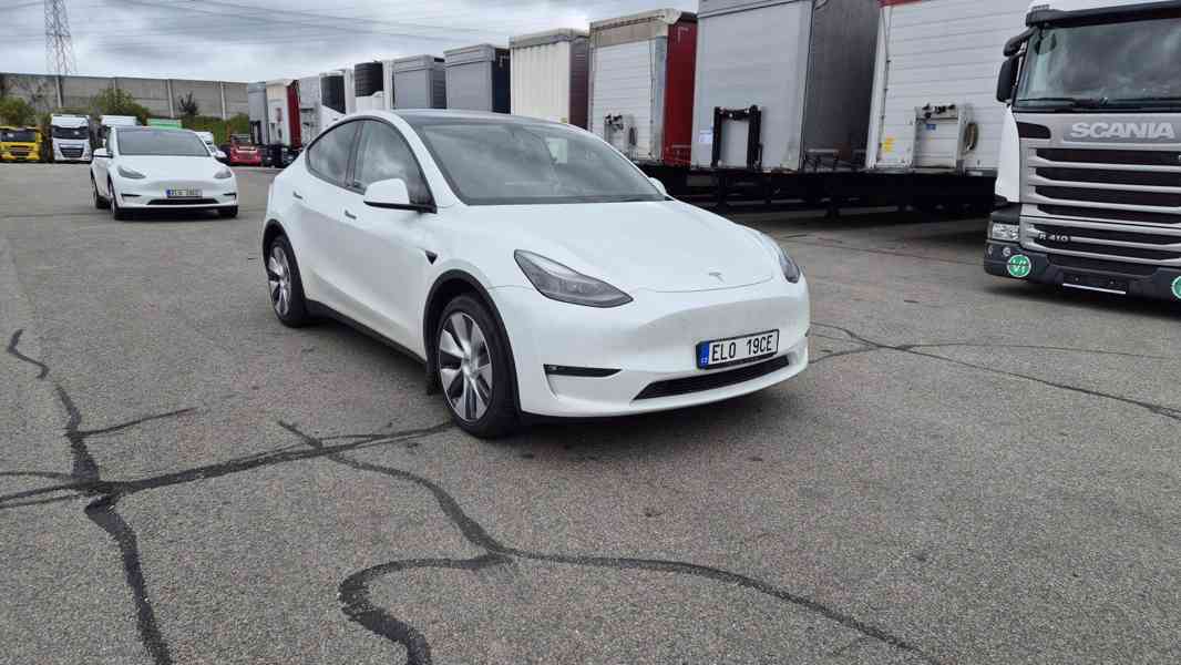 TESLA Model Y AWD Long Range - foto 1