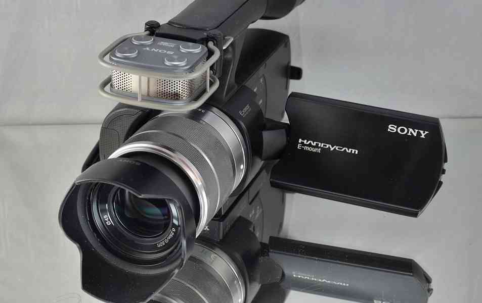 SONY NEX-VG10E+OBJ.*Handycam*14,2Mpx CMOS*Full HDV - foto 6