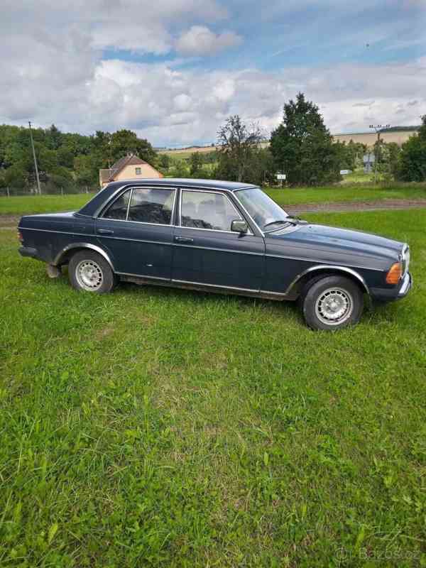 Mercedes-Benz 123 W123	 - foto 6