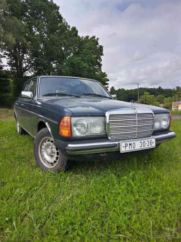 Mercedes-Benz 123 W123	 - foto 7