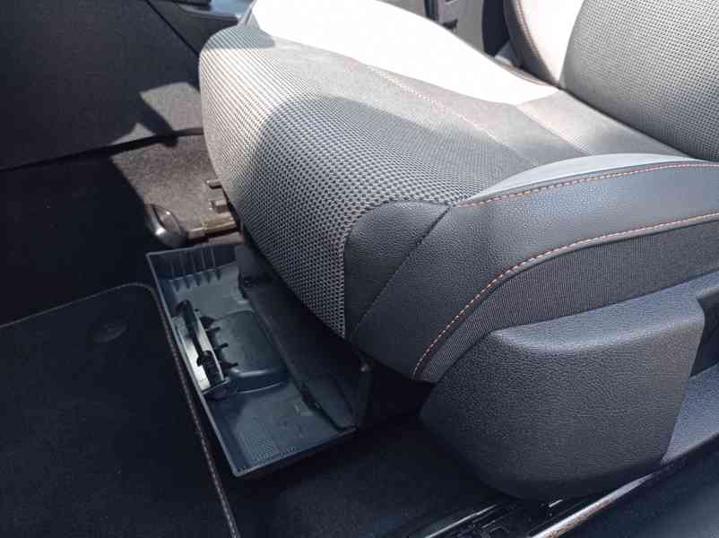 Seat Leon 1.6 TDI 4Drive/X-Perience/1Maj - foto 12