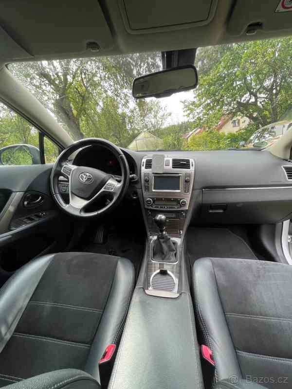 Toyota Avensis 1,8 - foto 5