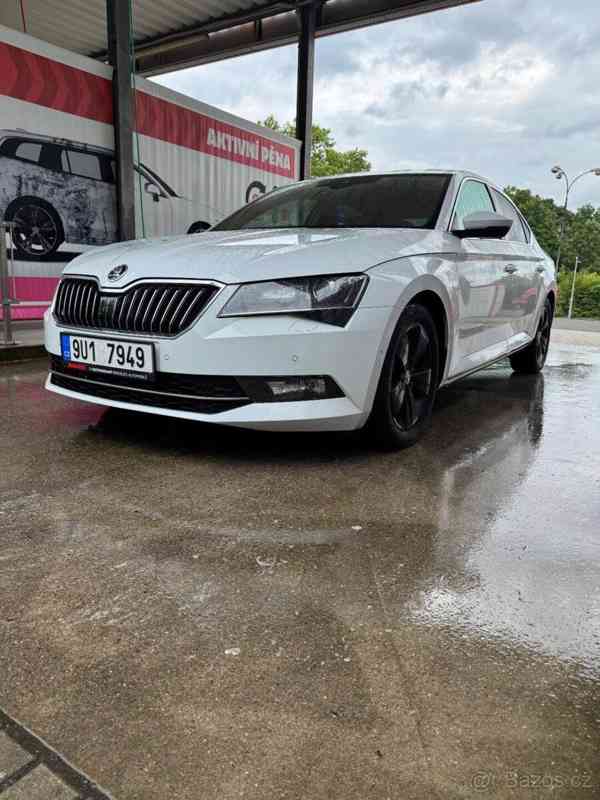 Škoda Superb 2,0   Přenechám úvěr - foto 1