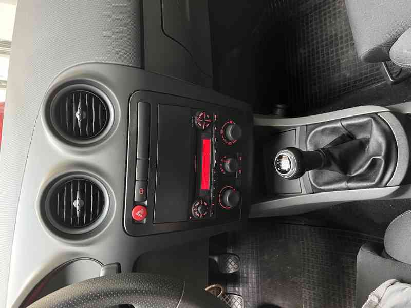 SEAT Ibiza 1.2, r.v. 2007 – 117 000 km - foto 10