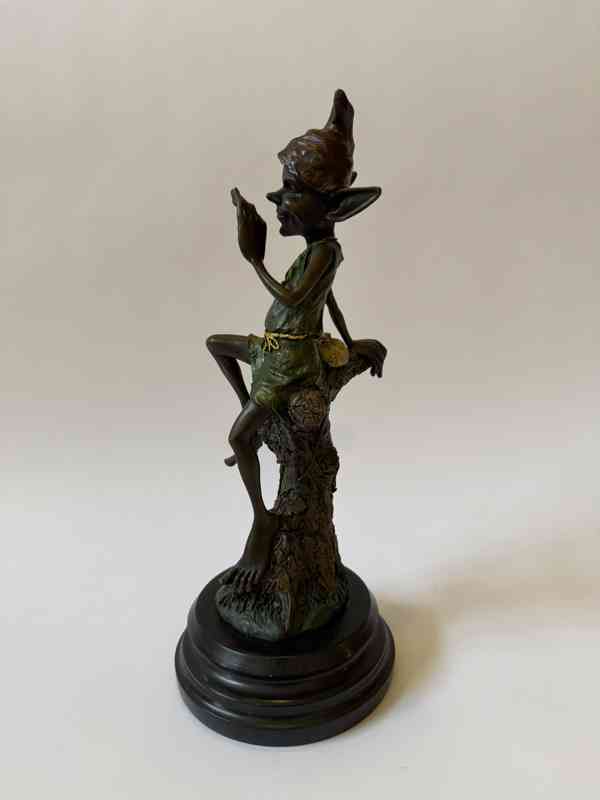 Goblin - bronzová socha na mramoru - foto 3