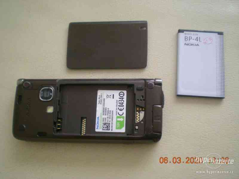 Nokia E90 - funkční komunikátory z r.2007 v TOP stavu - foto 12