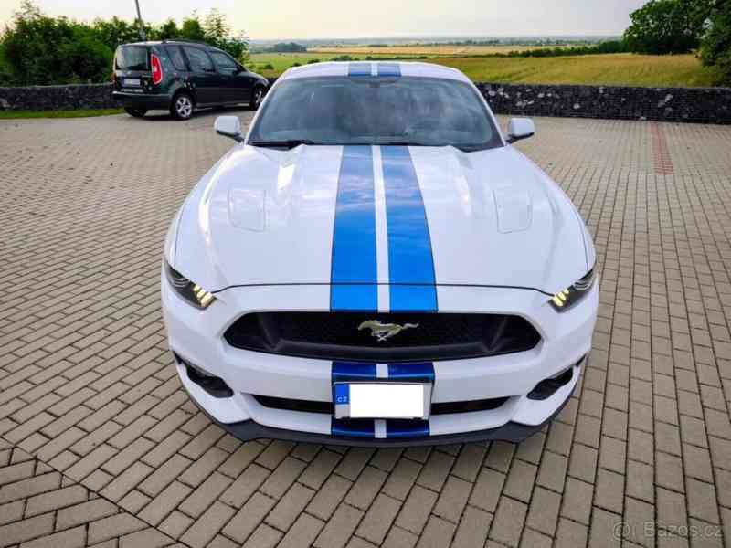 Ford Mustang 5,0   GT V8 - foto 2
