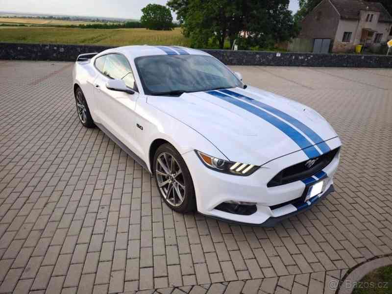 Ford Mustang 5,0   GT V8 - foto 1