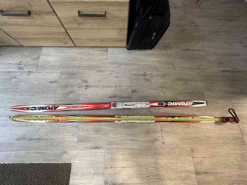 Běžky Set: Atomic Tiger 150cm; Boty: Salomon 36,5EU + Hole - foto 20