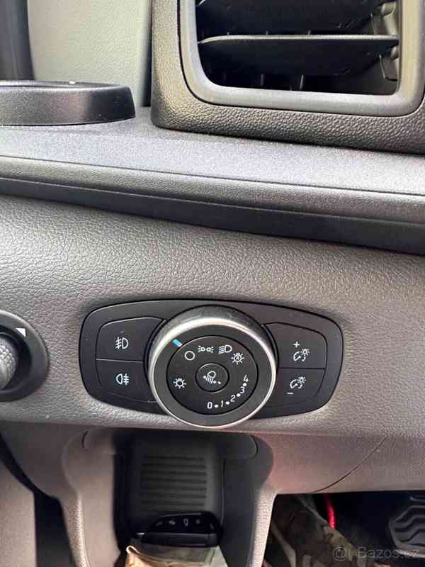 Obytný vůz Ford Chausson 640 Titanium Premium  - foto 13