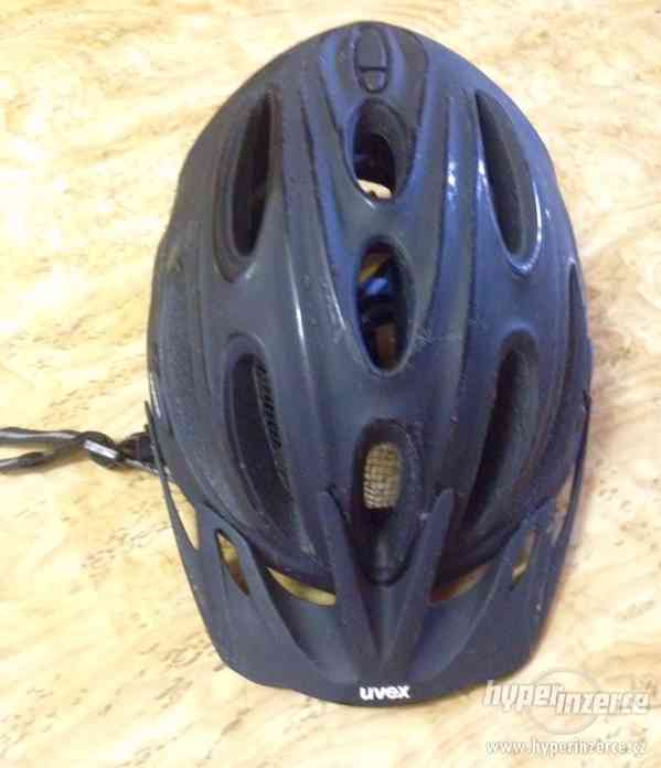 Uvex helma na kolo nebo jiný sport - foto 1