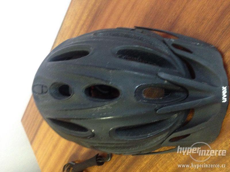 Uvex helma na kolo nebo jiný sport - foto 5