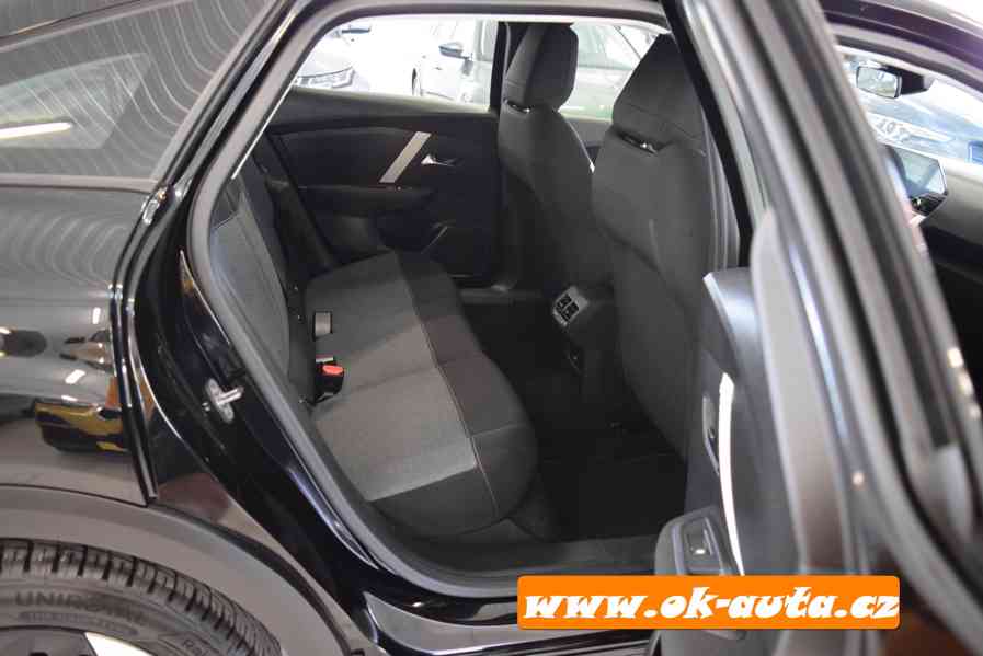 Citroën C4 1.2 PURETECH FEEL 2023-DPH - foto 9
