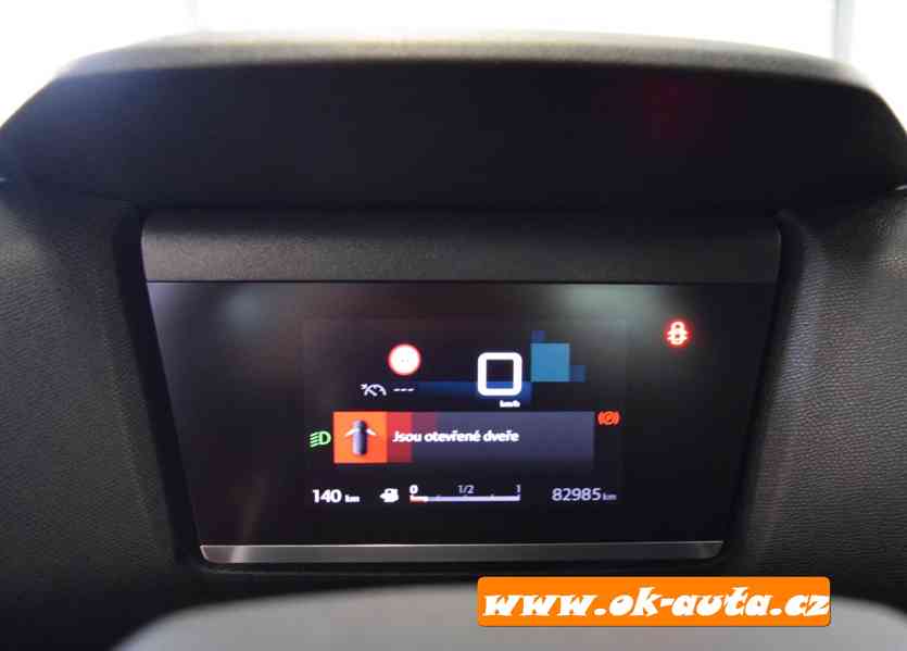 Citroën C4 1.2 PURETECH FEEL 2023-DPH - foto 18