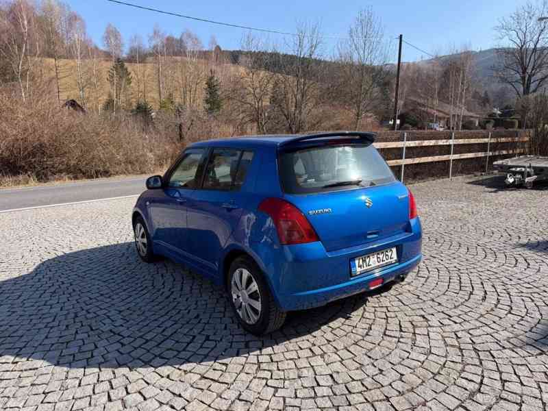 Suzuki Swift 1,3 - foto 4