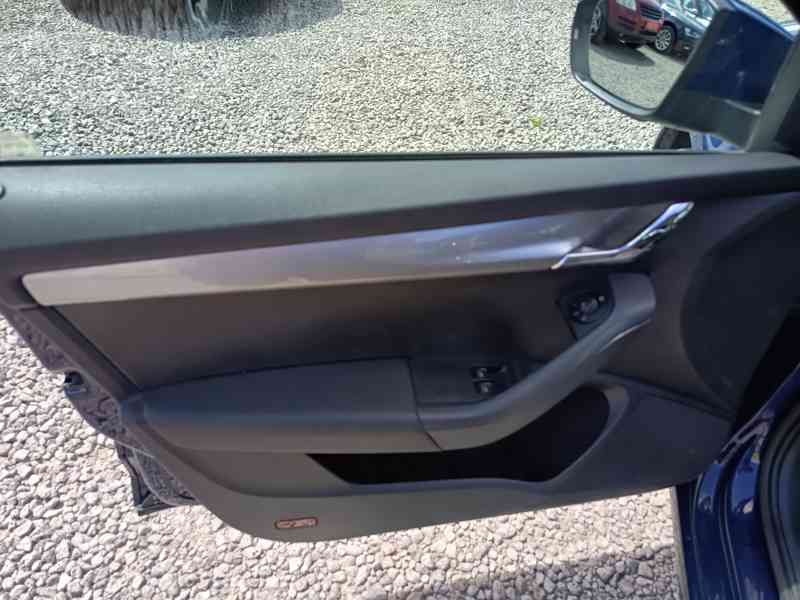 ŠKODA Octavia 1,4TSI CNG Ambition Plus ČR - foto 22