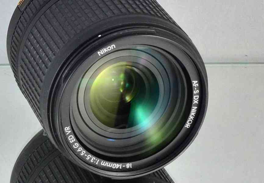 Nikon AF-S NIKKOR DX 18–140mm f/3,5-5,6G ED VR  - foto 3