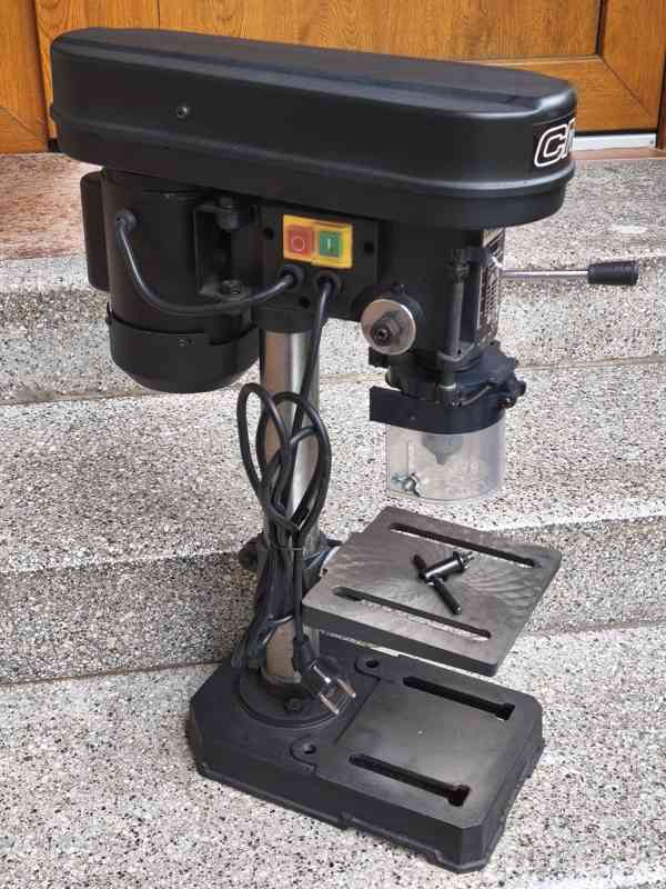 Prodám stolní LITINĚNOU vrtačku CMI -350 W.  - foto 1
