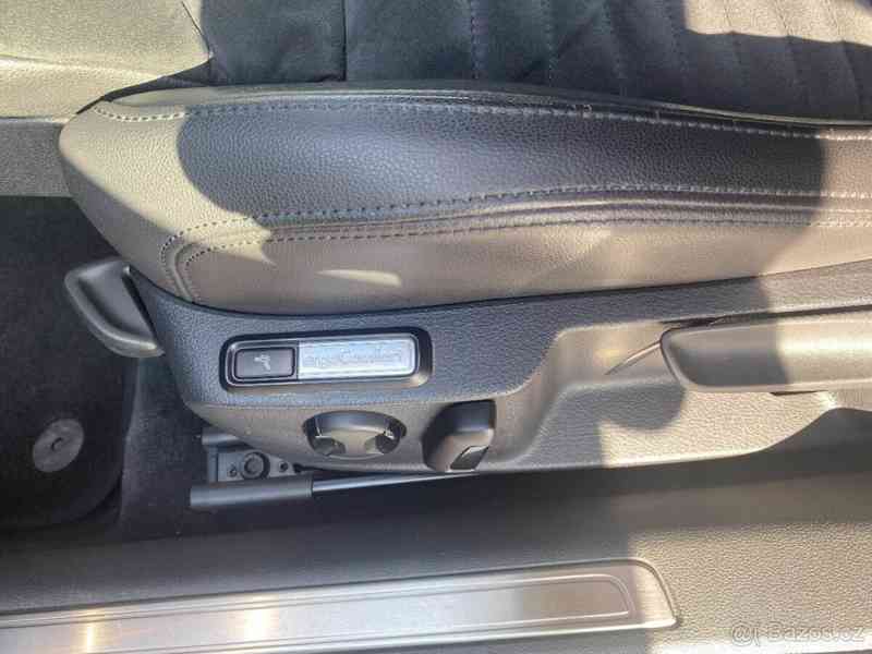 Volkswagen Passat 2,0   B8 Highline TDi, 110kW,DSG - foto 12
