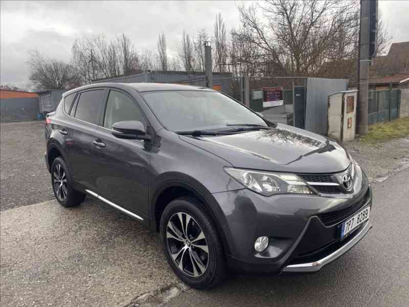 Toyota RAV4 2,0 D-4D PLNÝ SERVIS - foto 2